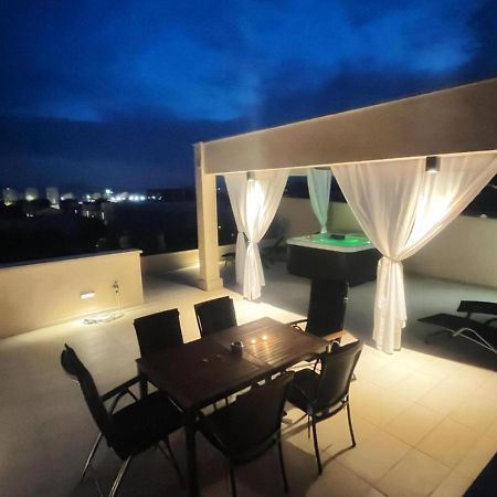 Ferienwohnung Olive Oasis Penthouse With Jacuzzi Zadar Exterior foto