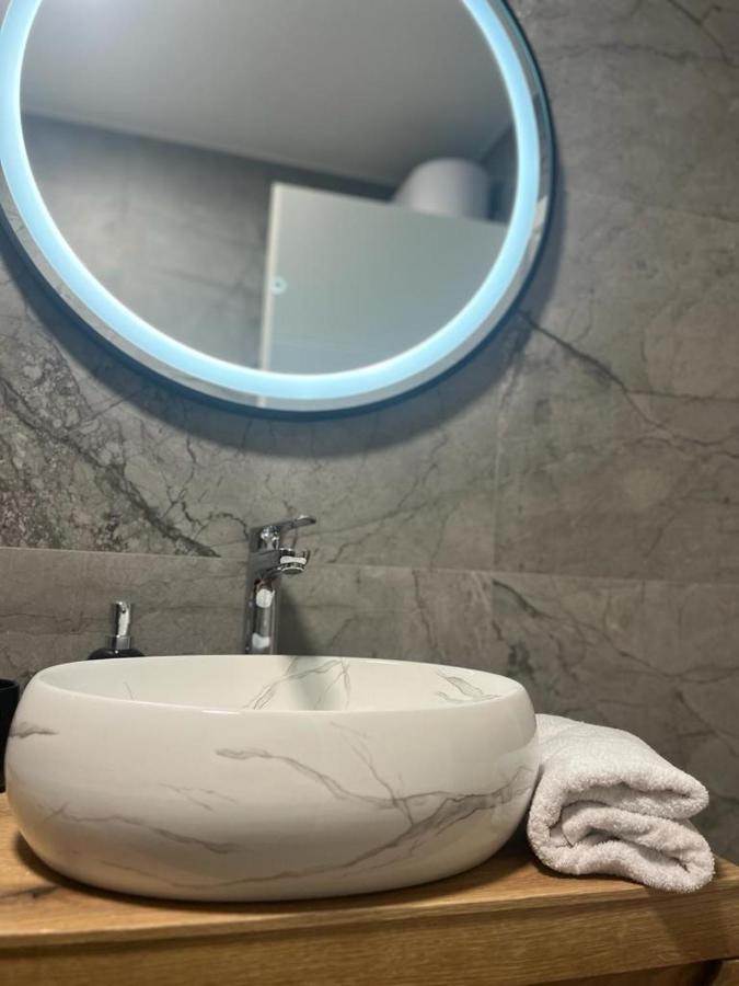 Ferienwohnung Olive Oasis Penthouse With Jacuzzi Zadar Exterior foto