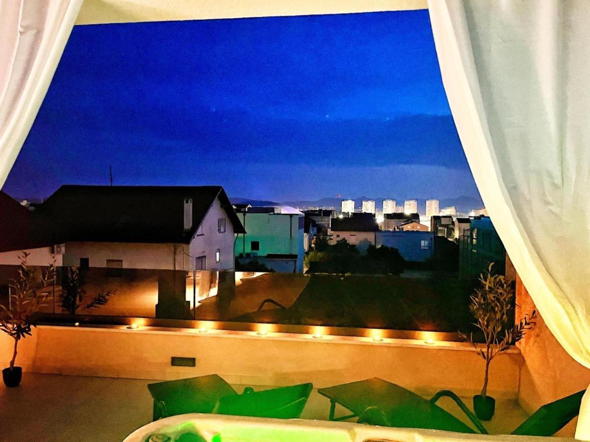 Ferienwohnung Olive Oasis Penthouse With Jacuzzi Zadar Exterior foto